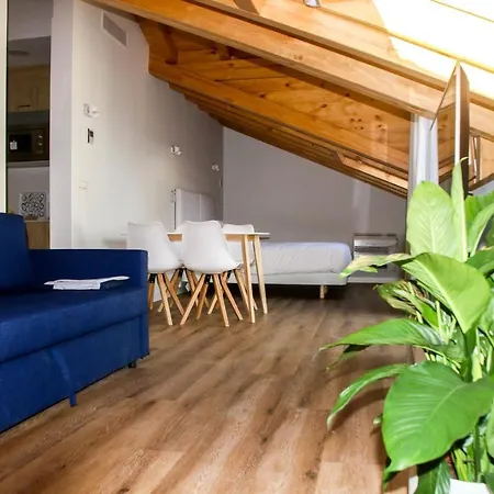 Surf Plaza 4*