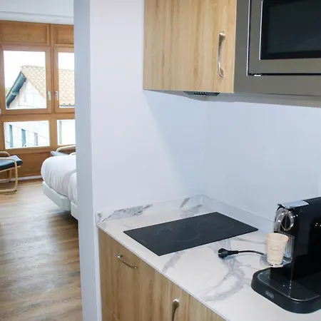 Hotel apartamentowy Surf Camp