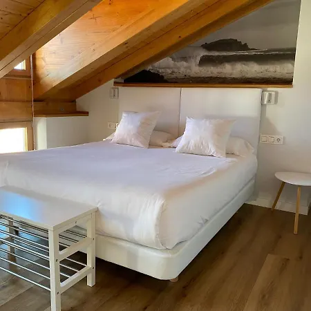 Surf Plaza 4*