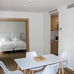 Surf Plaza Lejlighedshotel 4*