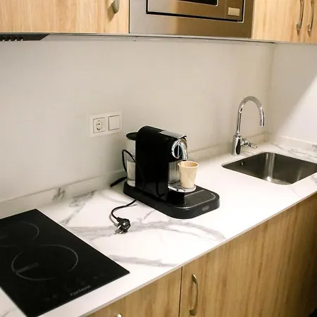 Surf Camp 4* مونداكا